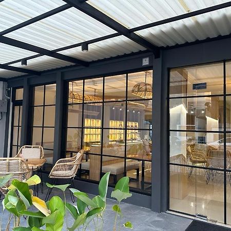 فندق Masri Living By Daphna International يوغياكارتا المظهر الخارجي الصورة