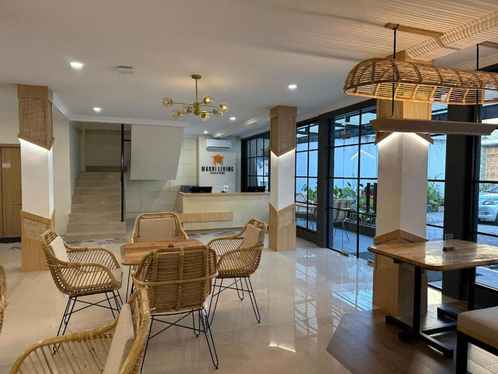 فندق Masri Living By Daphna International يوغياكارتا المظهر الخارجي الصورة